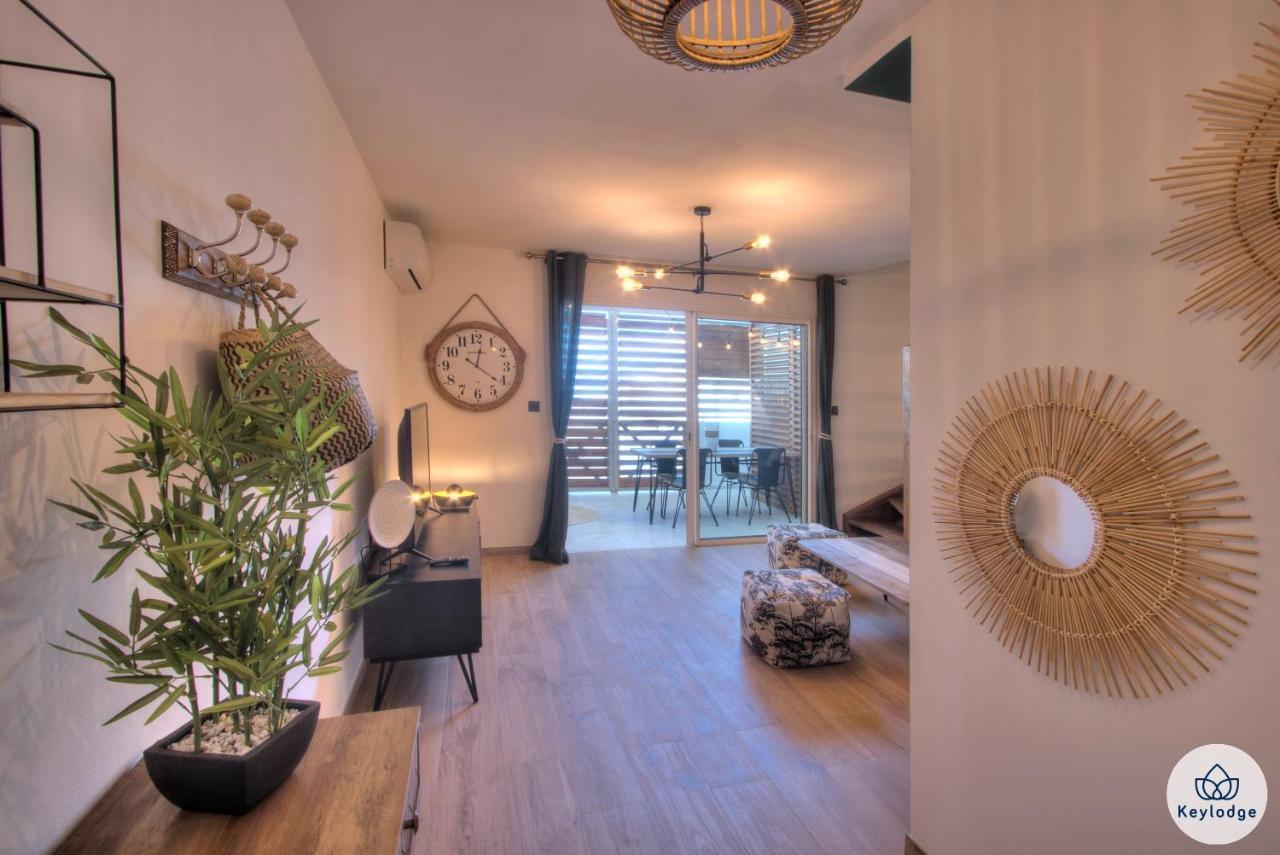 Apt - 4 Pers - Petit Duc - Renove - 44M² - Centre De Mont Rocquefeuil - Saint-Gilles Les Bains Exterior photo